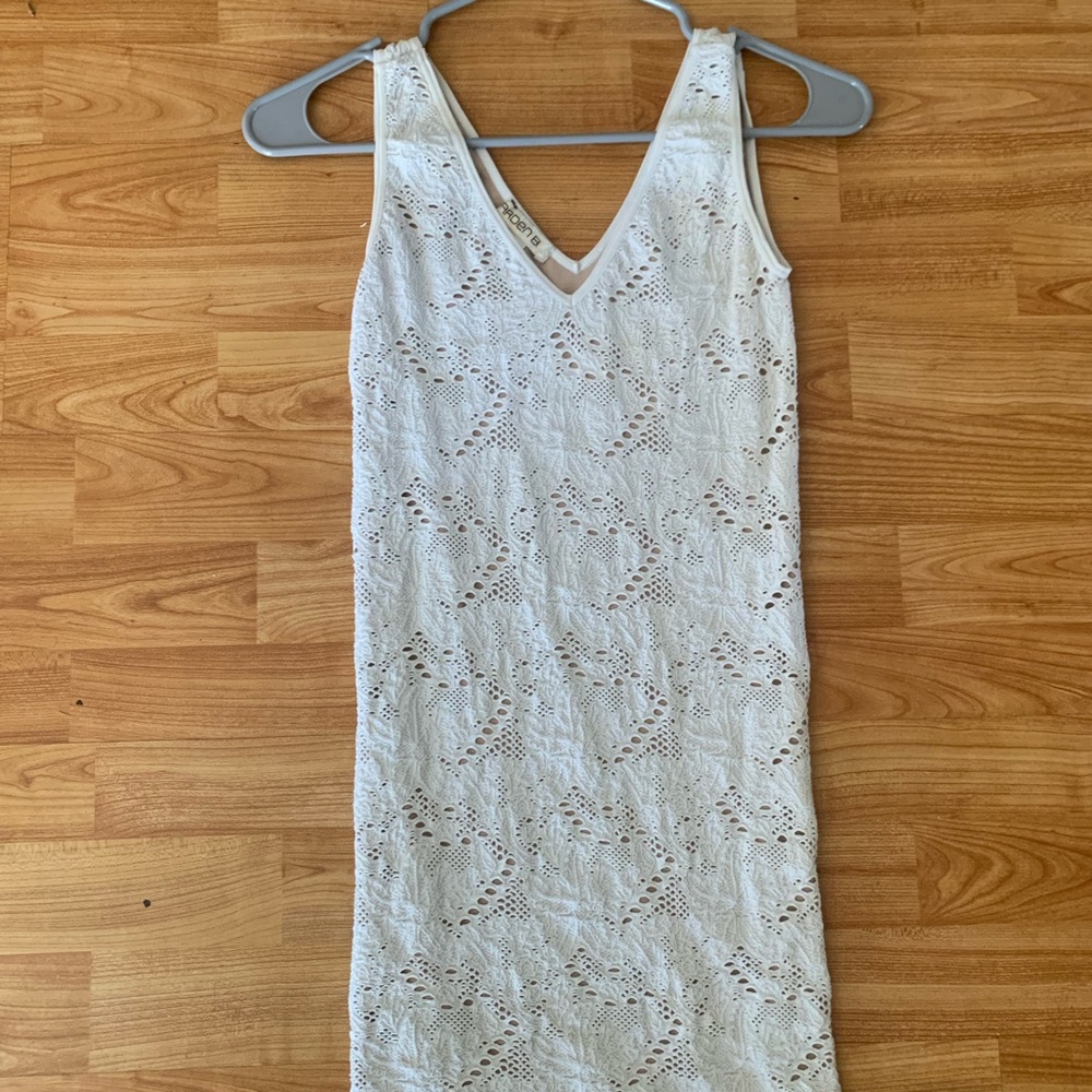 White lace dress